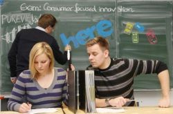 һλ��ý����ʿ���ź���΢�Ź��ںų�Ϯ����Ӧ��ԭ��������